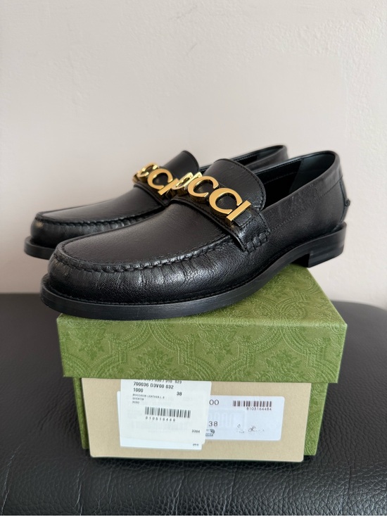 Gucci Shoes - Gucci Logo Plaque Slip-On Loafers - Brand New - Size 38 EU/8 US